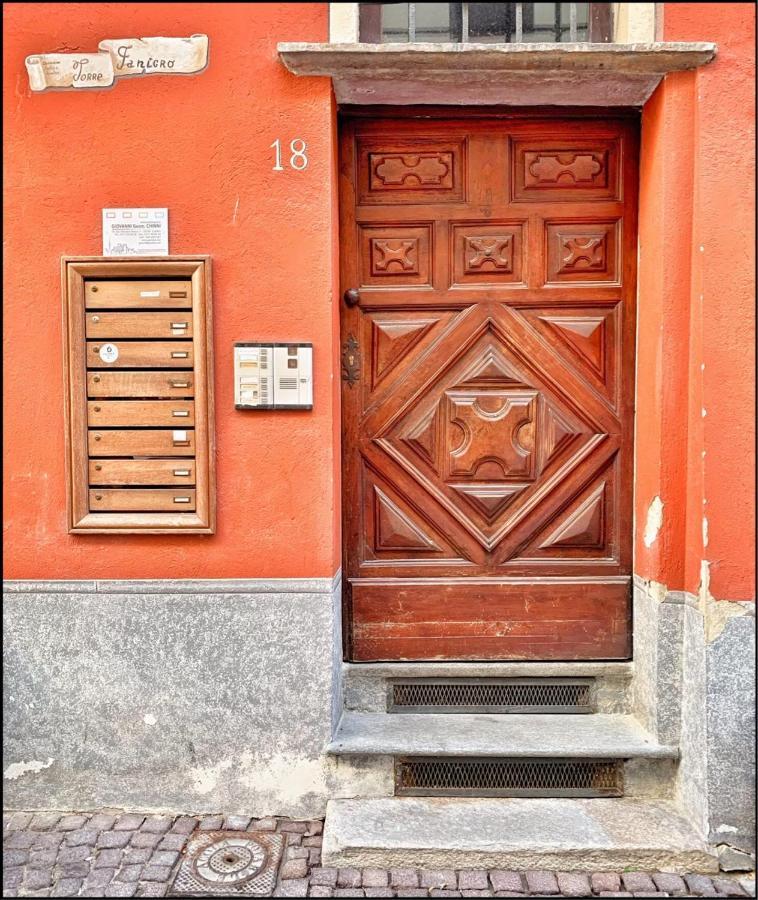 La Fiaba: Bilocale Nel Centro Storico Di Cuneo Exterior photo